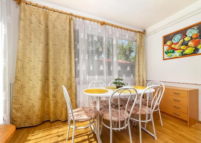 Nyaraló Sunny By Interhome *